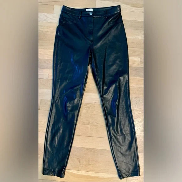 EUC Wilfred Free Melina High Rise Cropped Vegan Leather Pants - Size 2 Reg